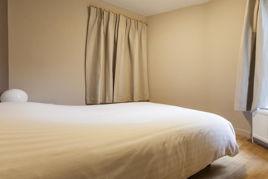 Madou City Center Apartment Брюксел Стая снимка