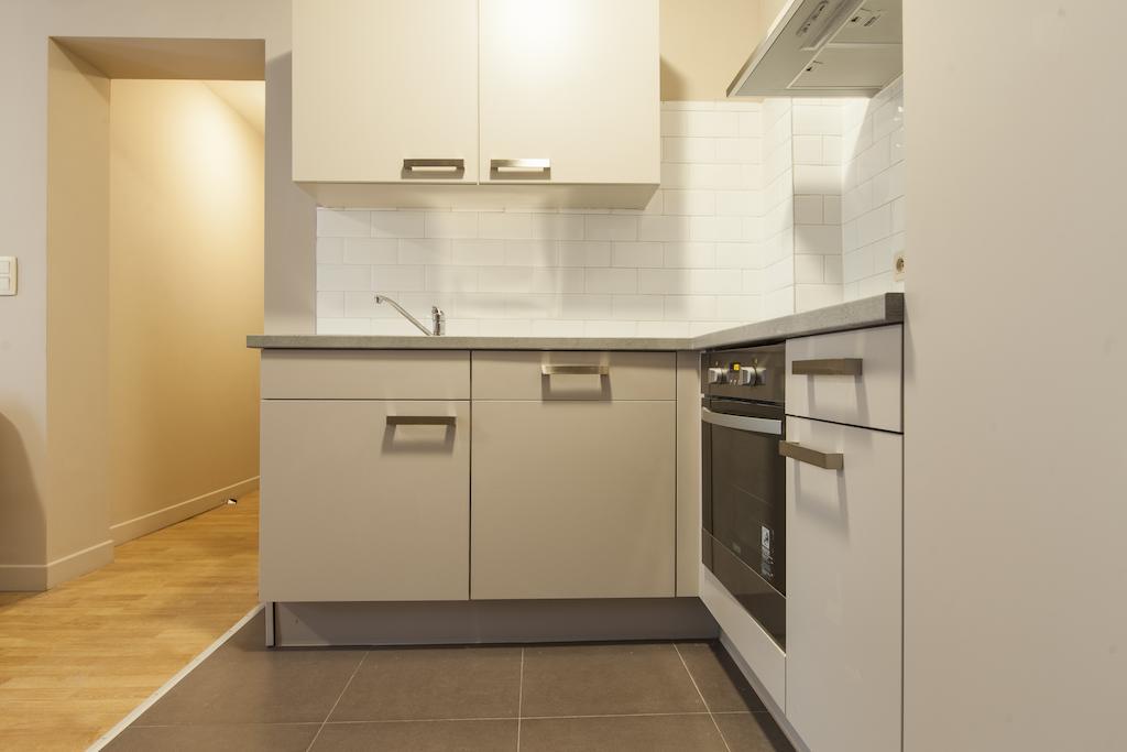 Madou City Center Apartment Брюксел Стая снимка