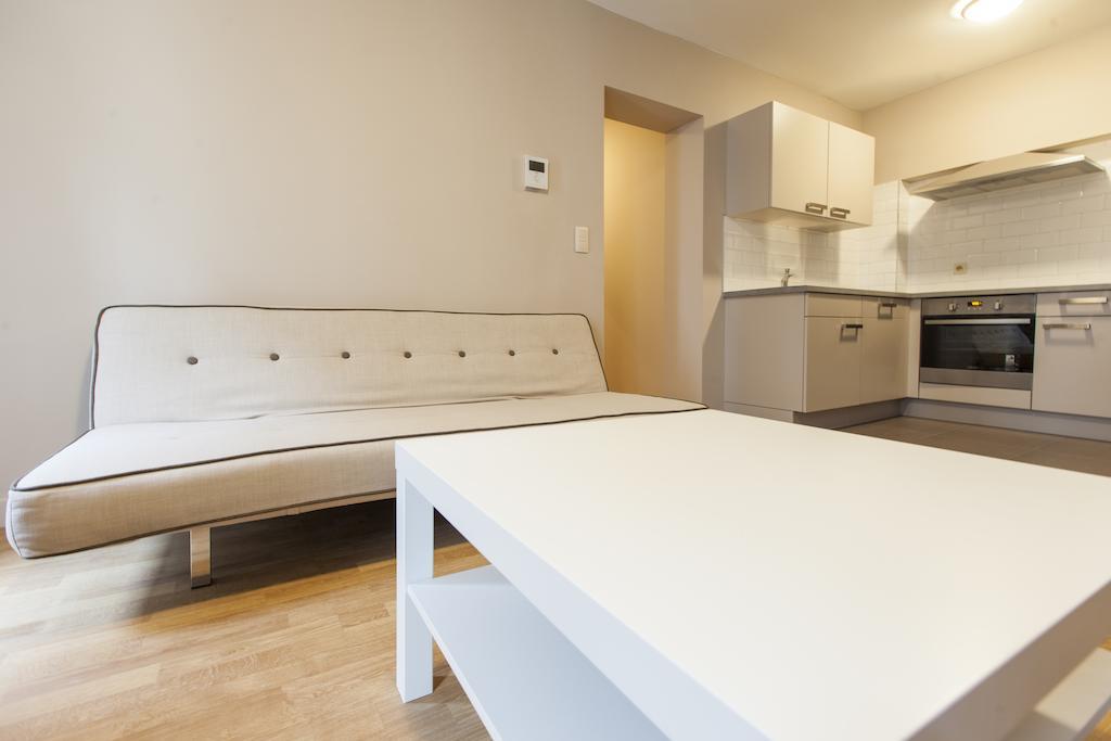 Madou City Center Apartment Брюксел Стая снимка