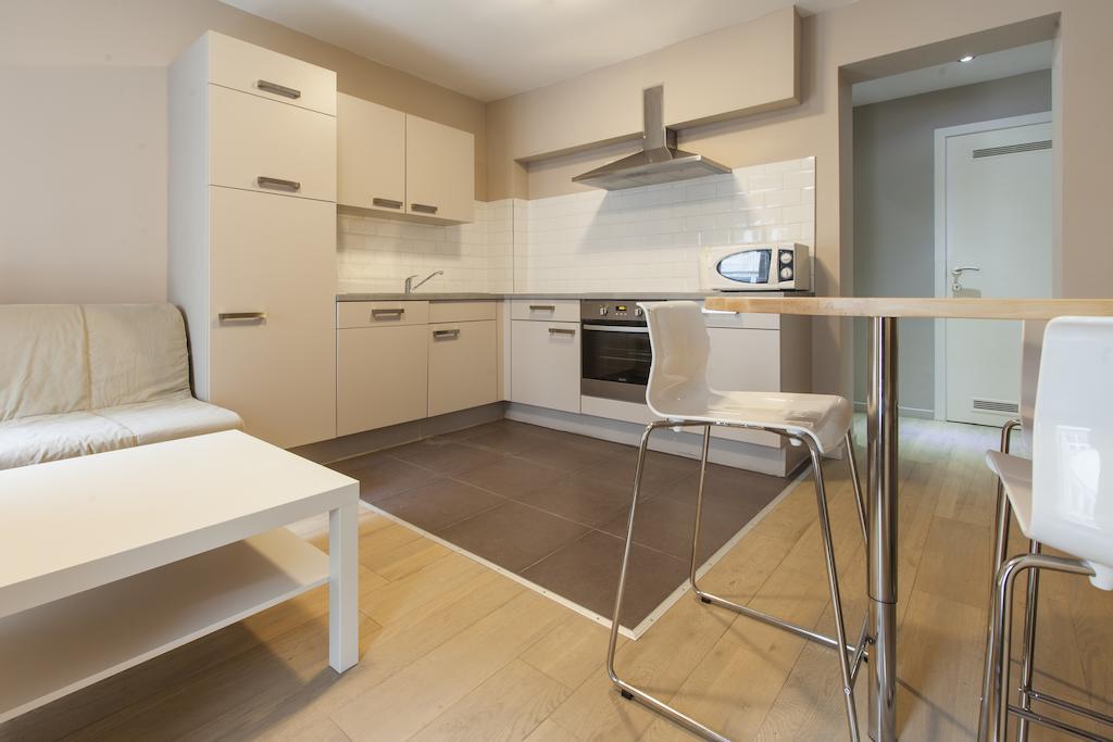 Madou City Center Apartment Брюксел Стая снимка