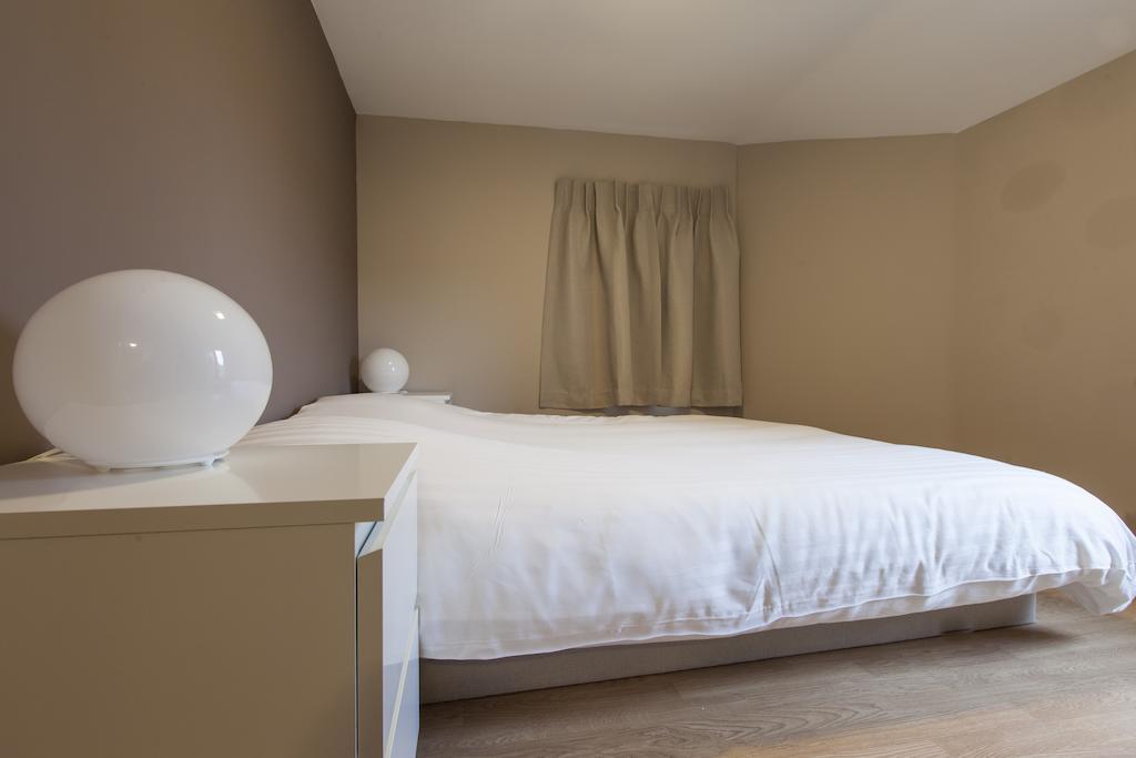 Madou City Center Apartment Брюксел Екстериор снимка