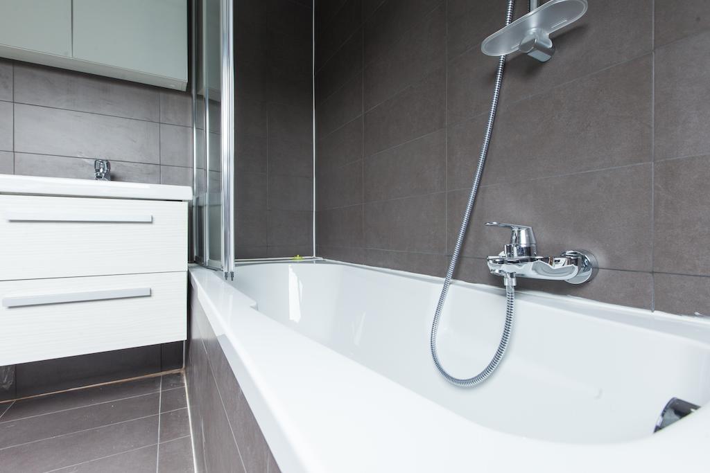 Madou City Center Apartment Брюксел Стая снимка